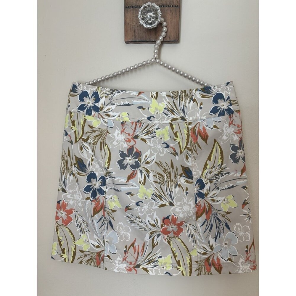 Royal Robbins Womens Size 4 Tan Floral Skirt Skort Hiking Athletic